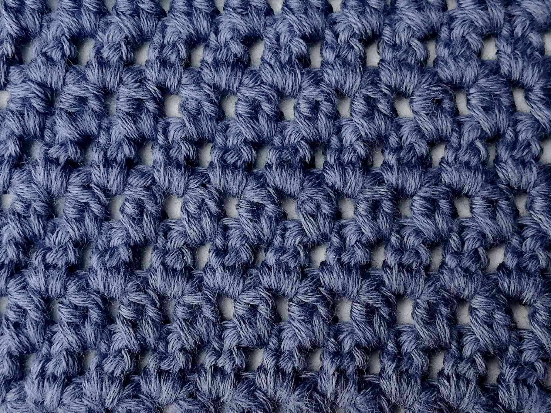 Cluster of two double crochet