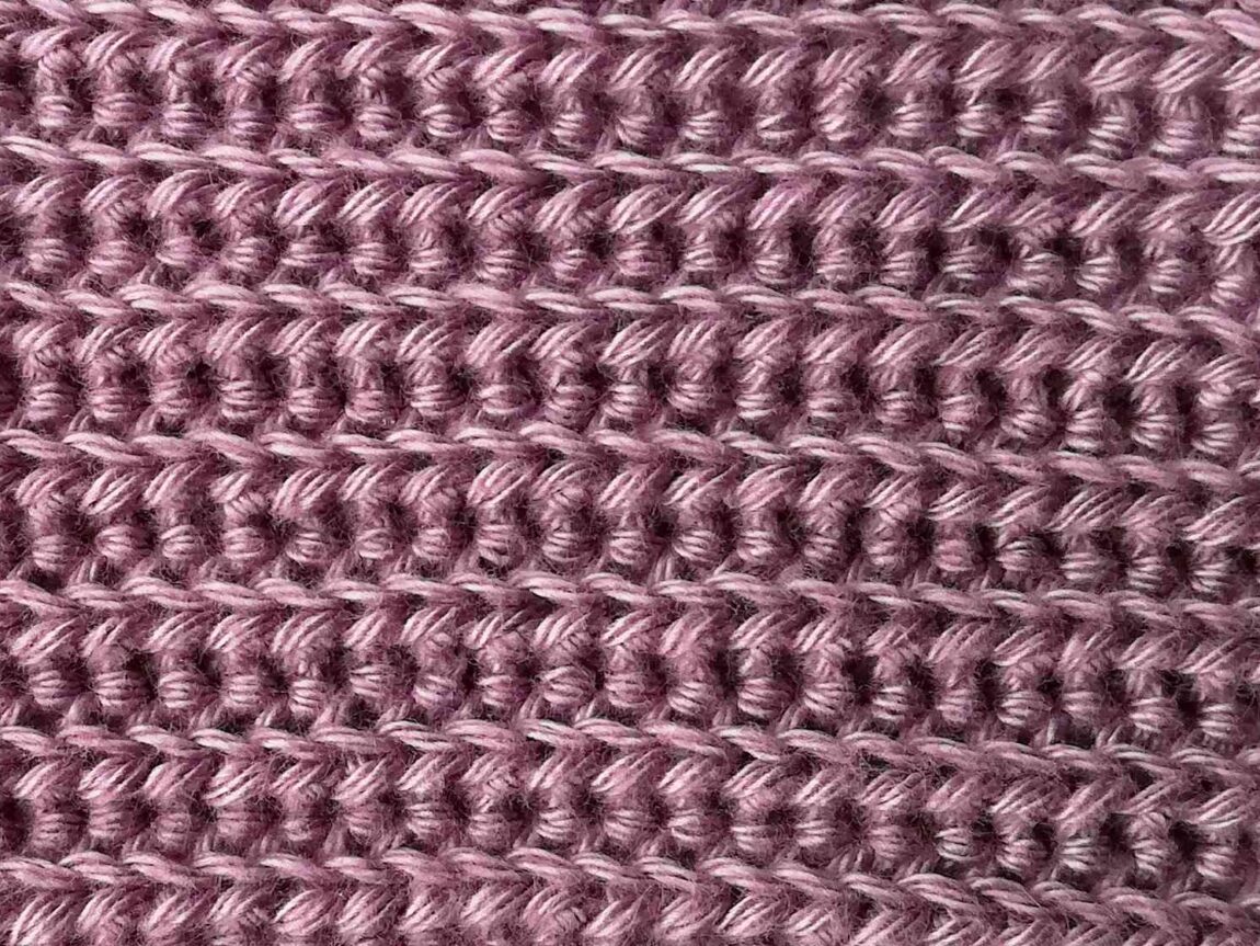Half double crochet slip stitch back loop only (hdc-slst-blo