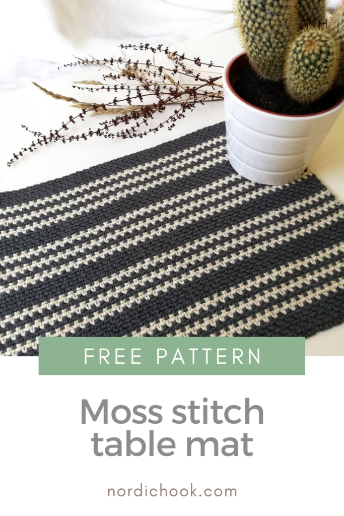 Moss stitch table mat pin