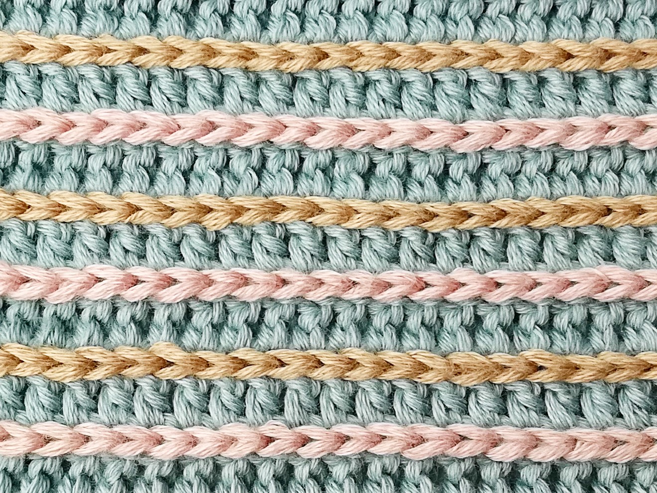 Crochet tutorial: Surface crochet technique