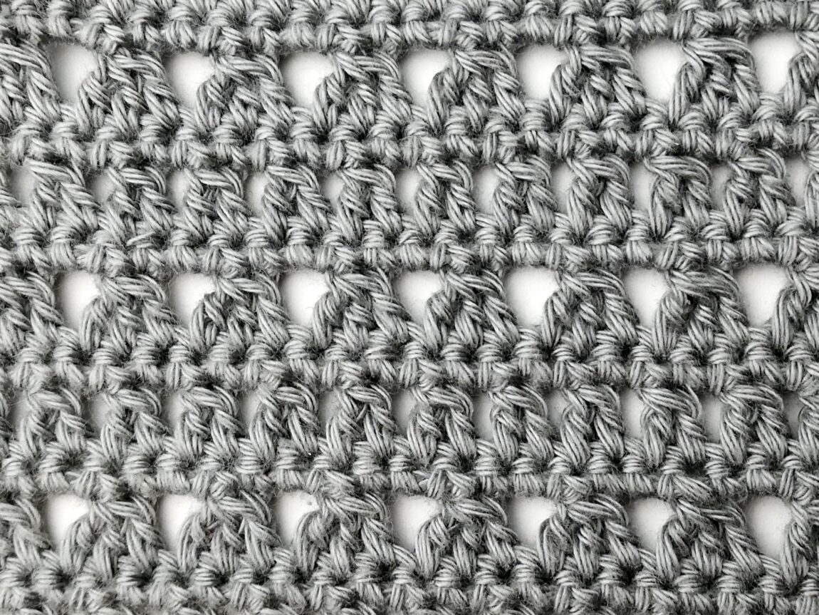 Crochet stitch tutorial: Double crochet two together and double crochet three together