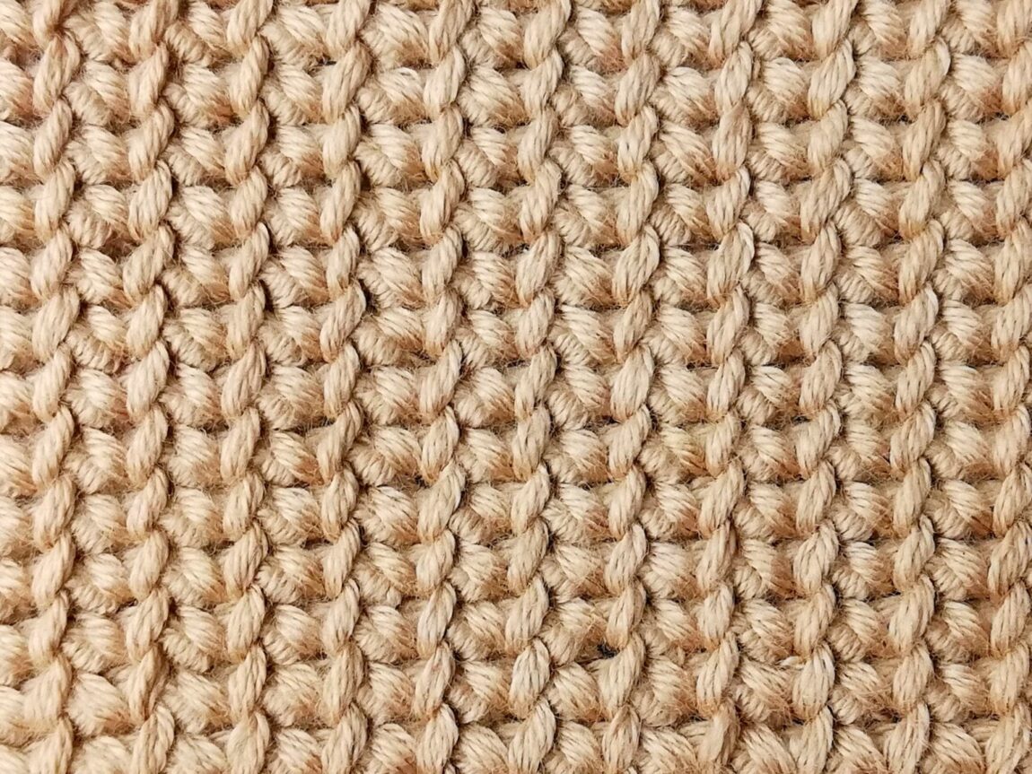 Crochet stitch tutorial: The waistcoat stitch