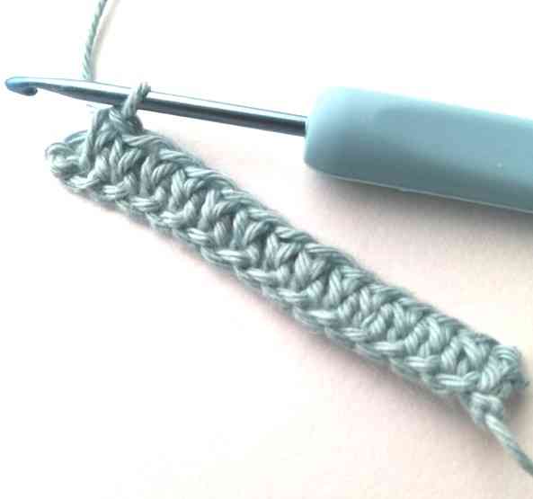 How to make center single crochet step 11
