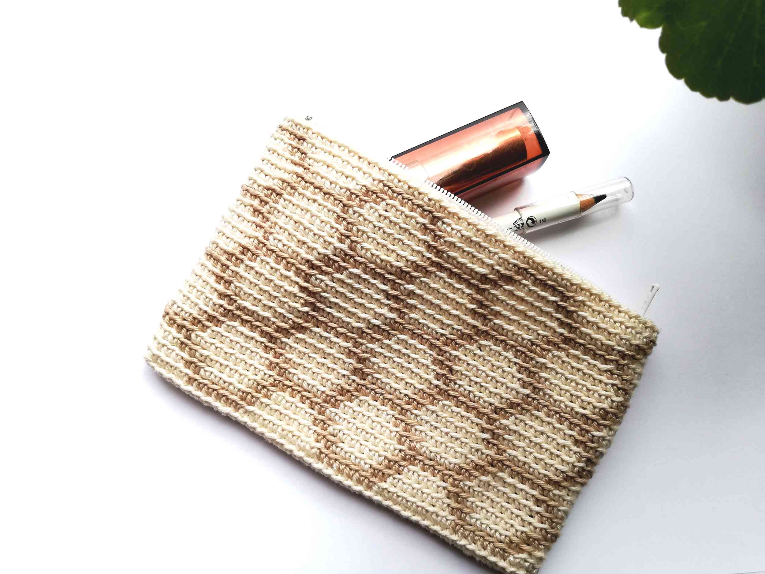 Honey pouch