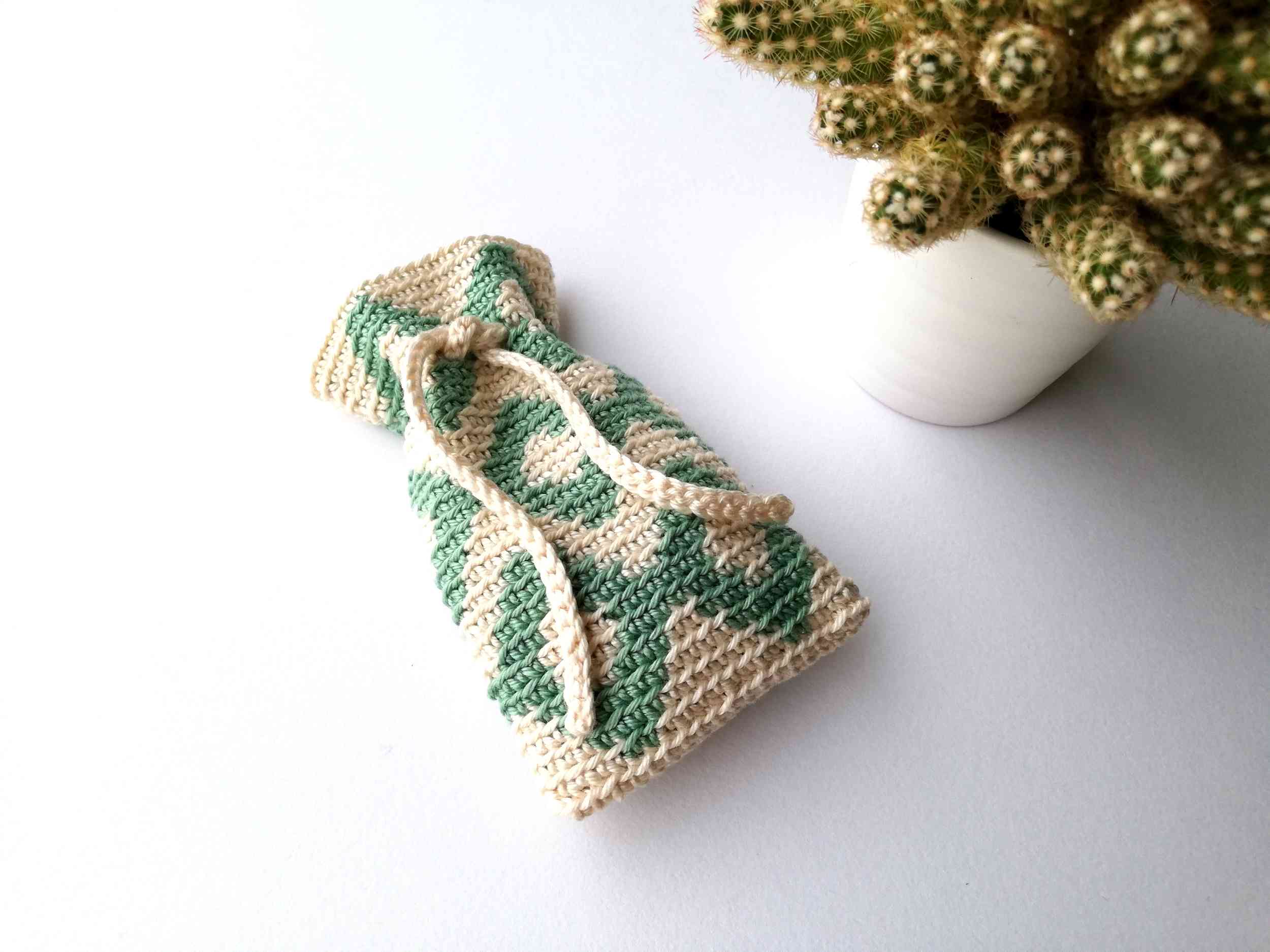 Mini green diamond bag
