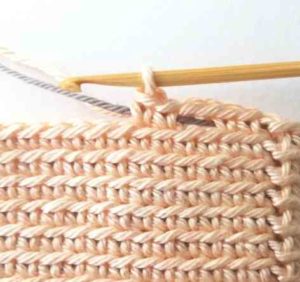 Tapestry crochet bag for glasses tutorial 11