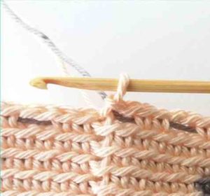 Tapestry crochet bag for glasses tutorial 13