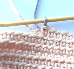 Tapestry crochet bag for glasses tutorial 7