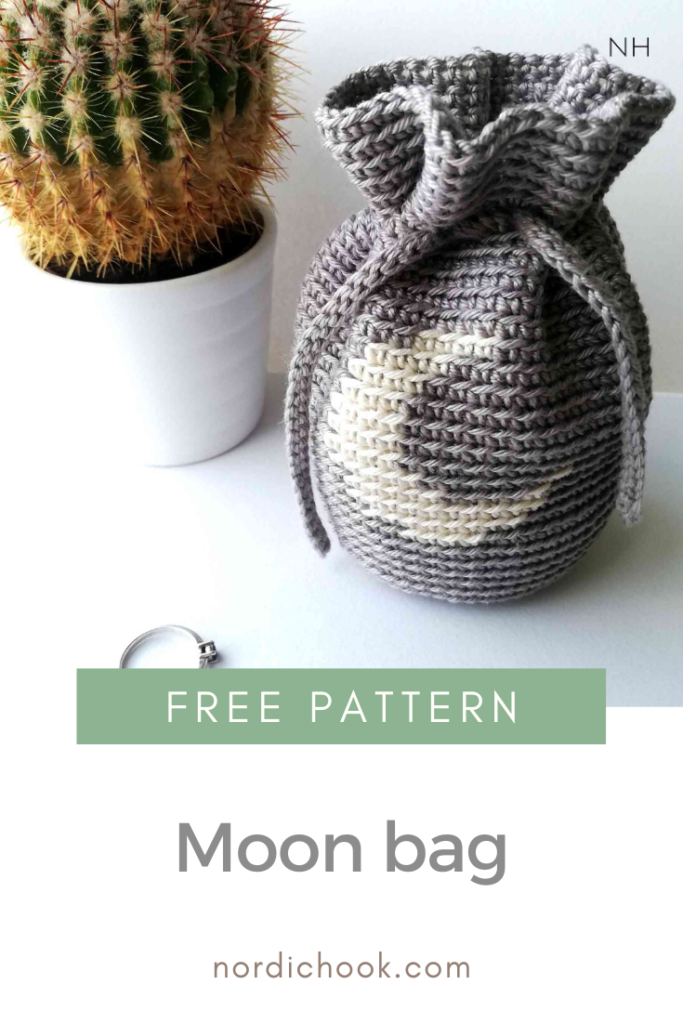 Tapestry crochet moon bag
