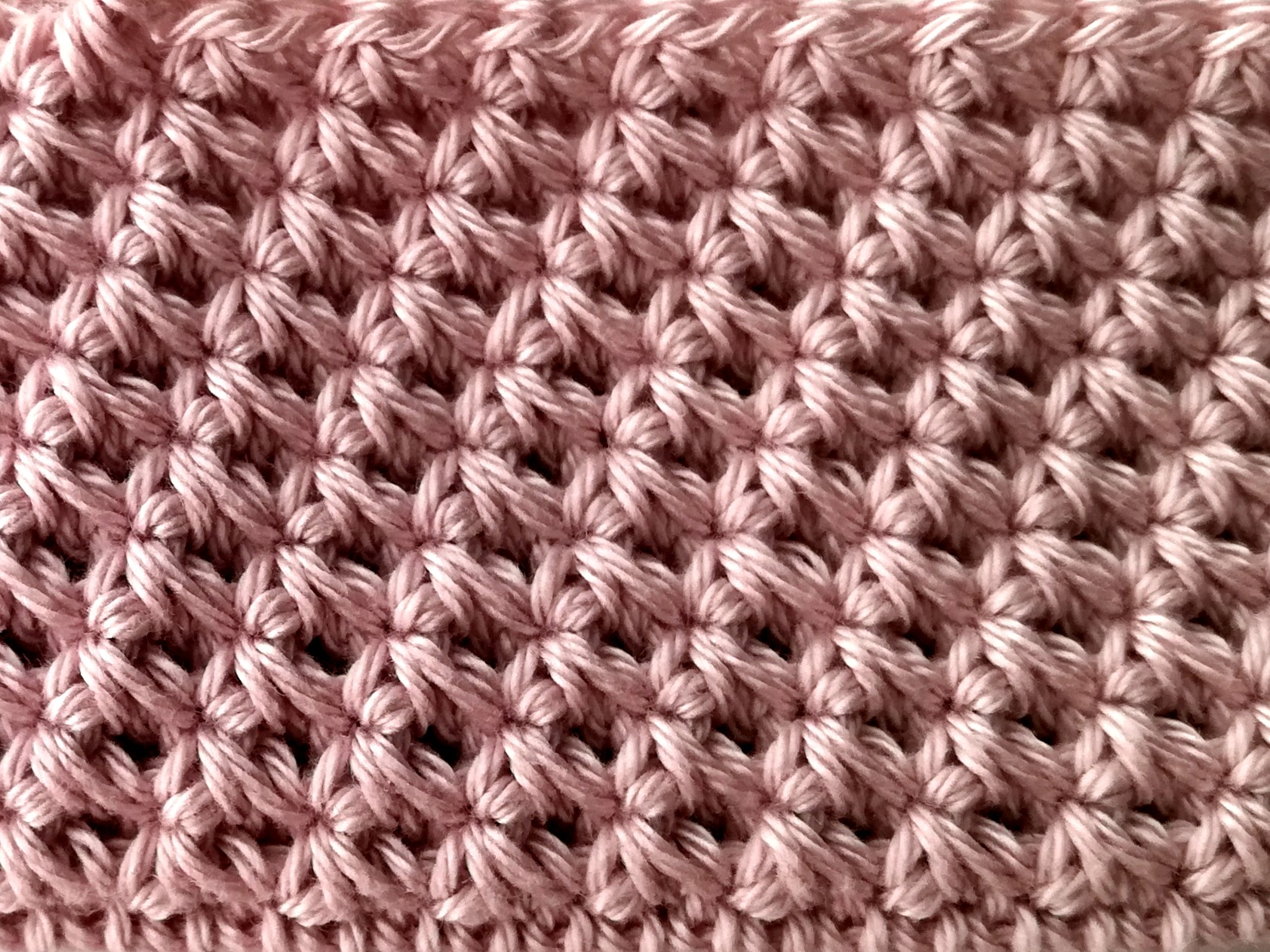 Trinity stitch in rows and in rounds - Nordic Hook