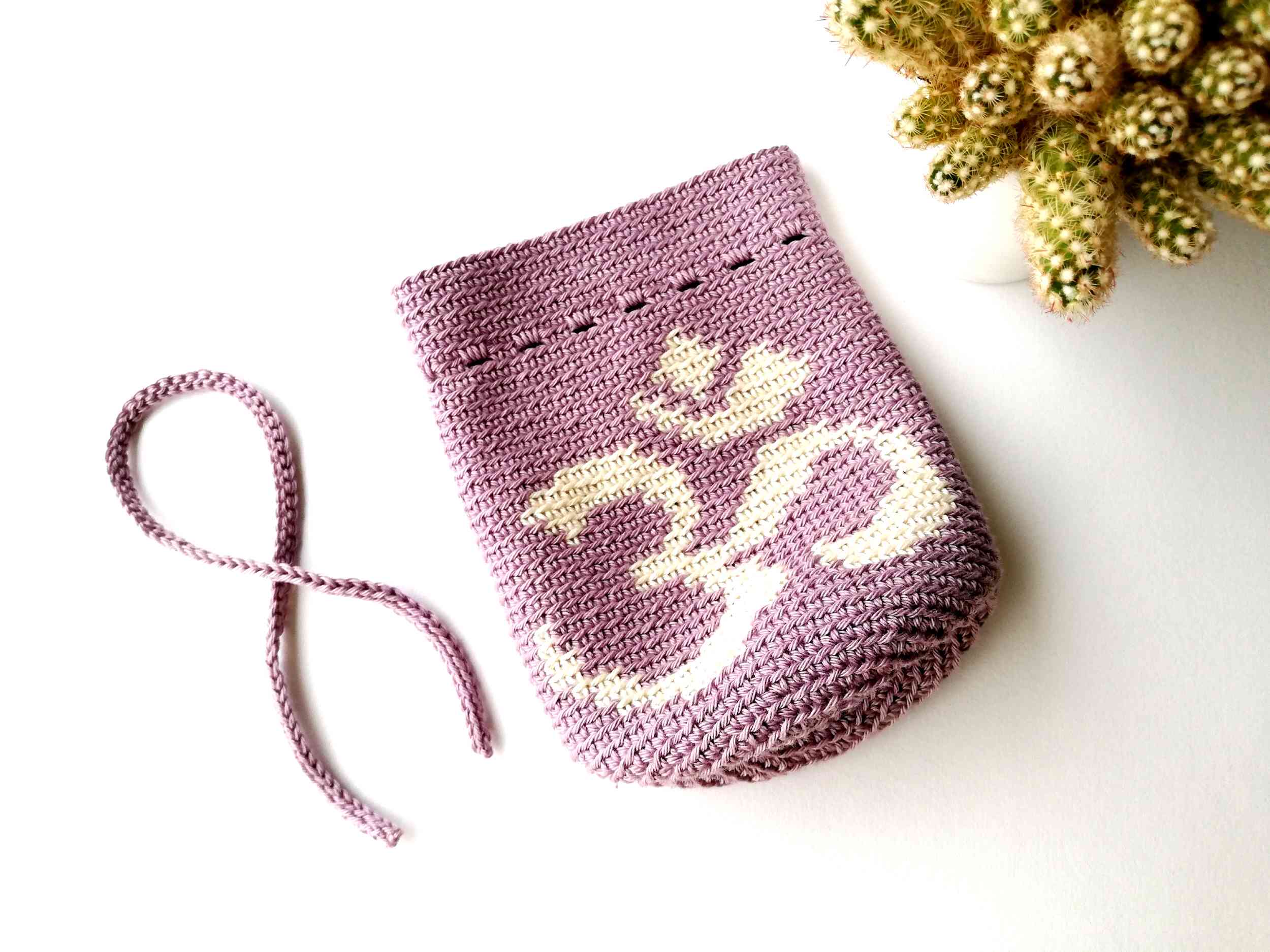 Crochet drawstring bag "Yoga Om symbol"