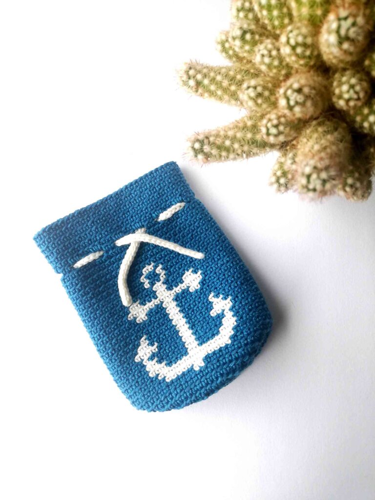 Tapestry crochet bag with an anchor