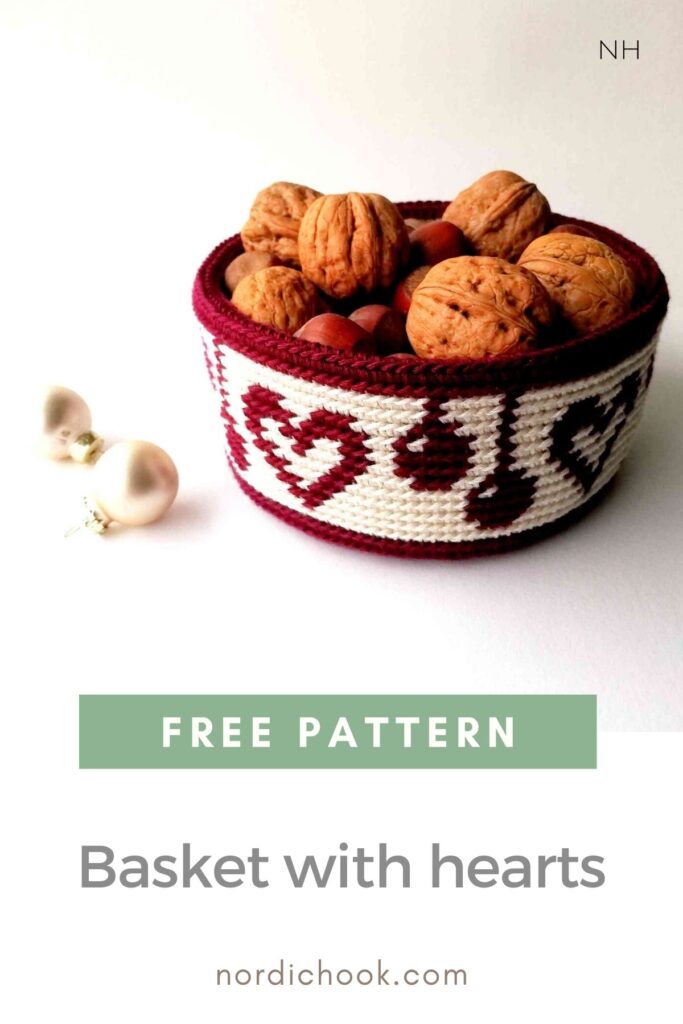 Free pattern: Basket with hearts