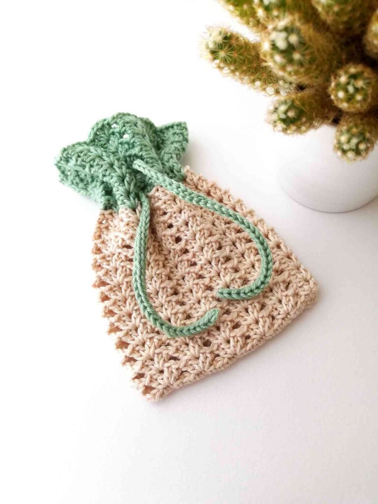 Crochet drawstring bag Iris