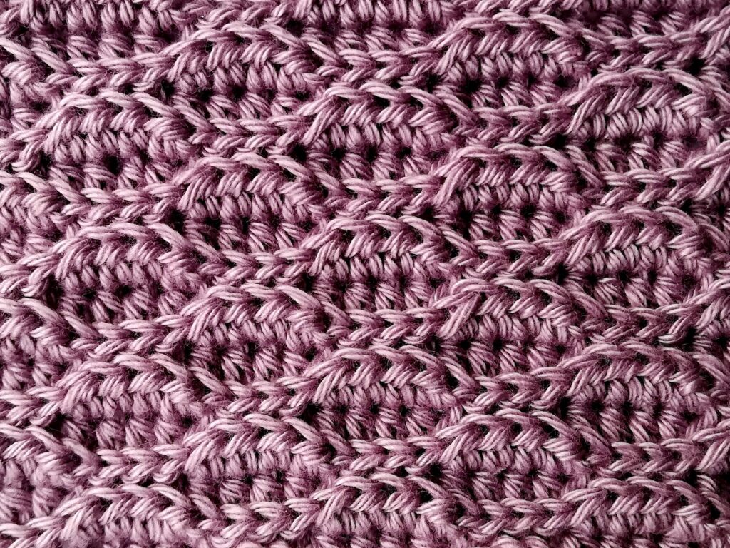 Almond stitch