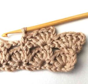 The even diagonal shell stitch - Nordic Hook - Free crochet stitch tutorial