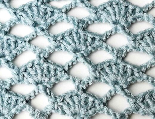 The lacy shell stitch