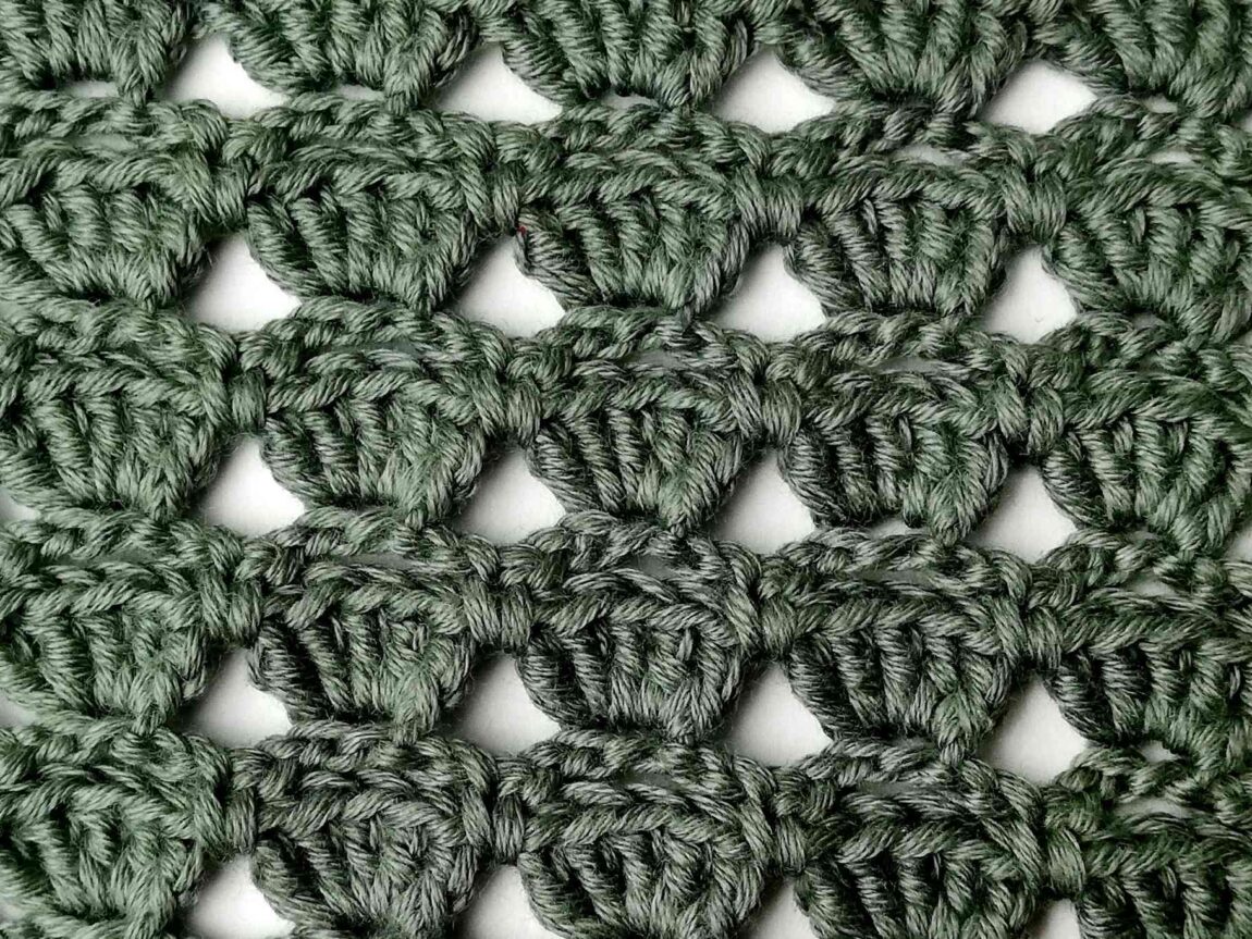 The aligned shell stitch - Nordic Hook - Free crochet stitch tutorial