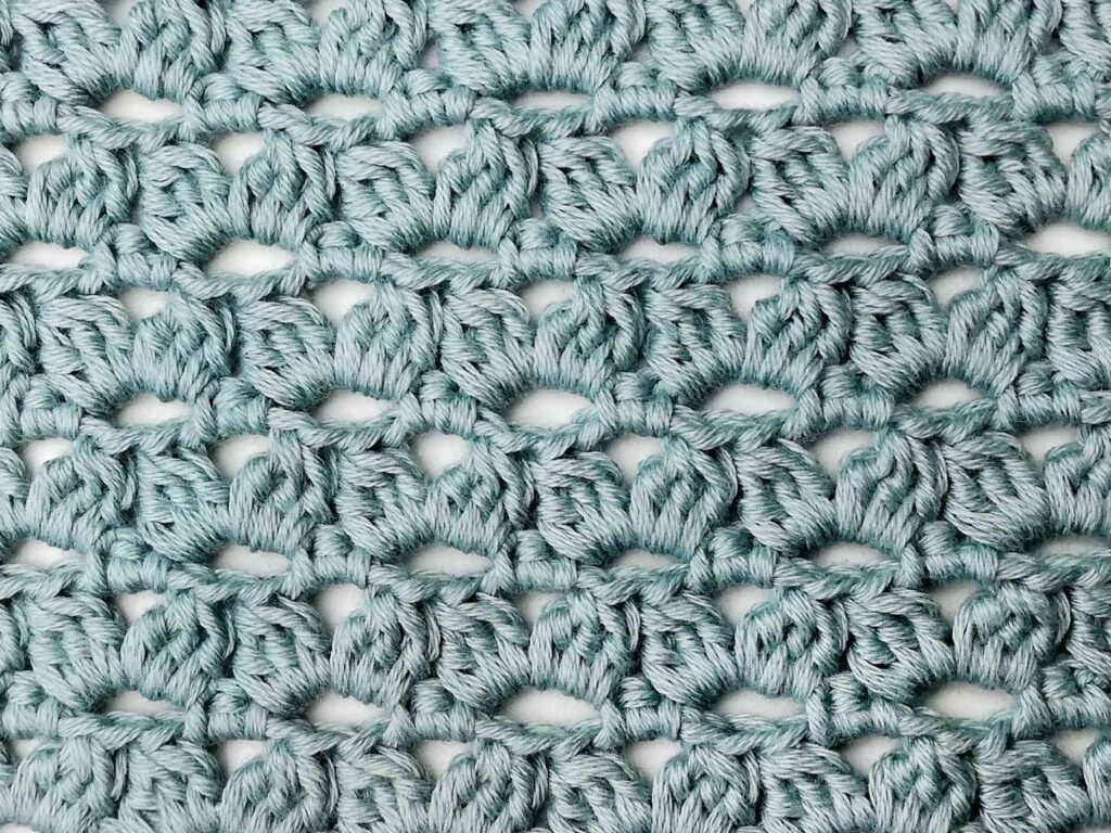Crochet stitch photo and video tutorial: The bunny ears stitch
