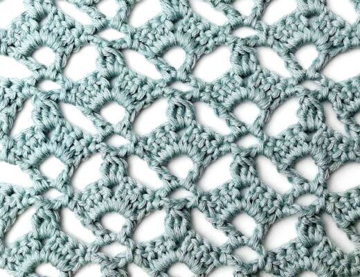 Crochet stitch photo and video tutorial: The split fan and cluster stitch