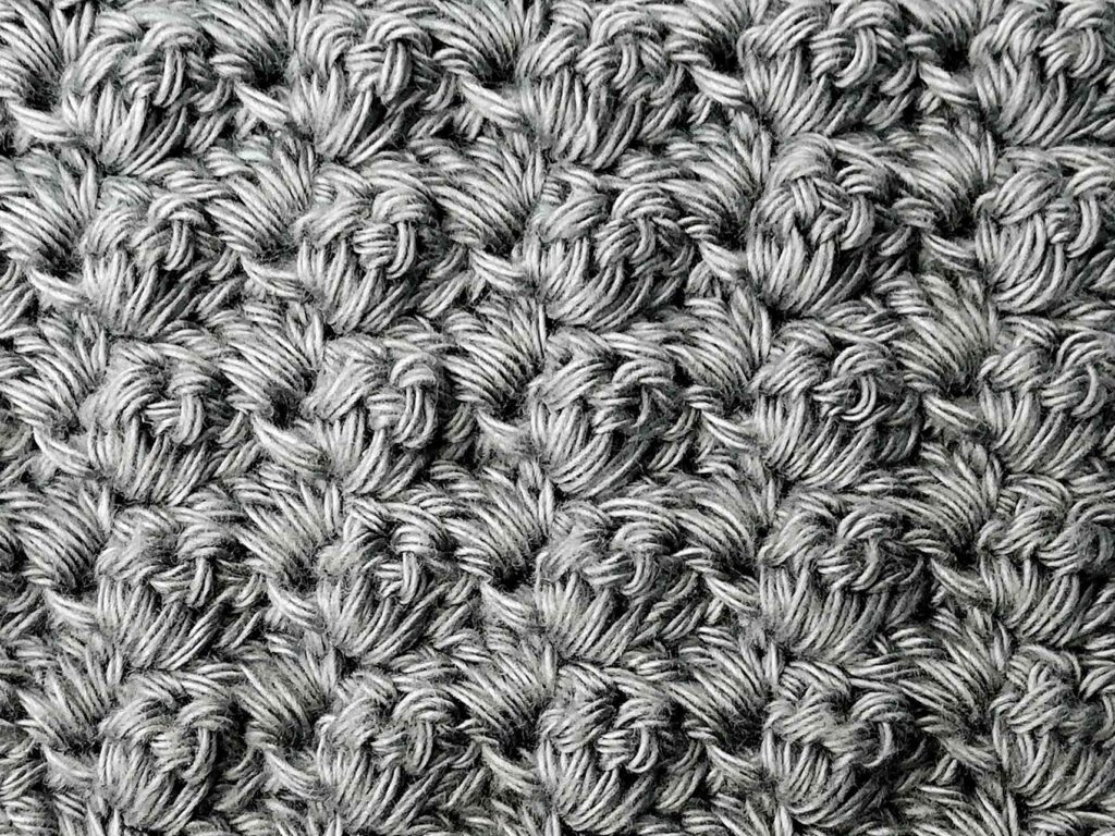 Crochet stitch photo and video tutorial: The extended sedge stitch