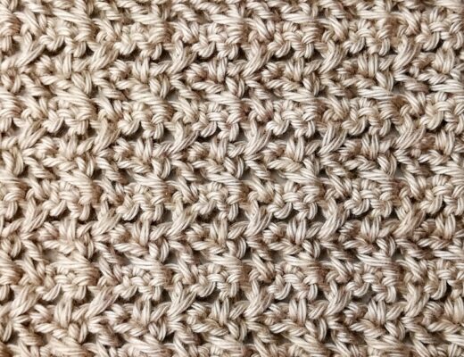 Crochet stitch photo and video tutorial: The crossbill stitch