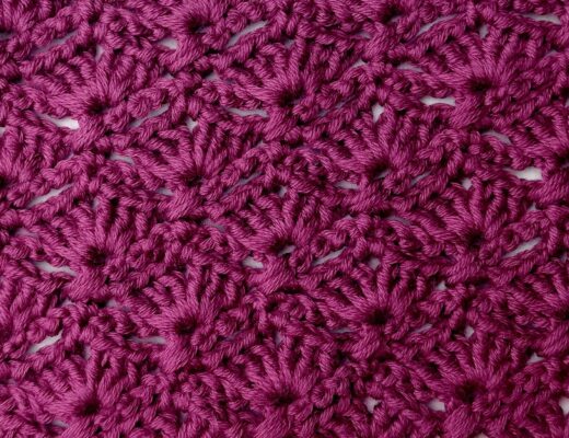 Crochet stitch photo and video tutorial: The crossed double crochet and split fan stitch