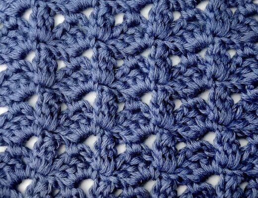 Crochet stitch photo and video tutorial: The diagonal shell and cluster stitch