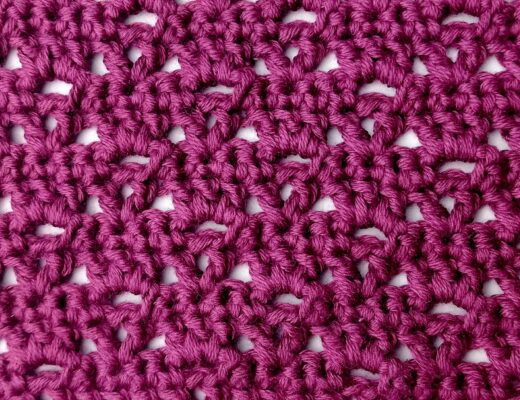 Crochet stitch photo and video tutorial: The alternating V and block stitch