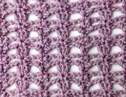 Crochet stitch photo and video tutorial: The lacy mini fan stitch