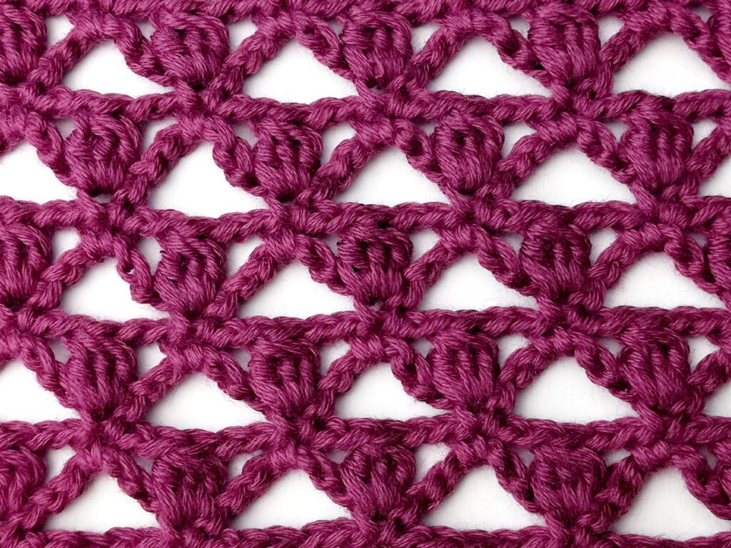 Crochet stitch tutorial: Triangle cluster stitch