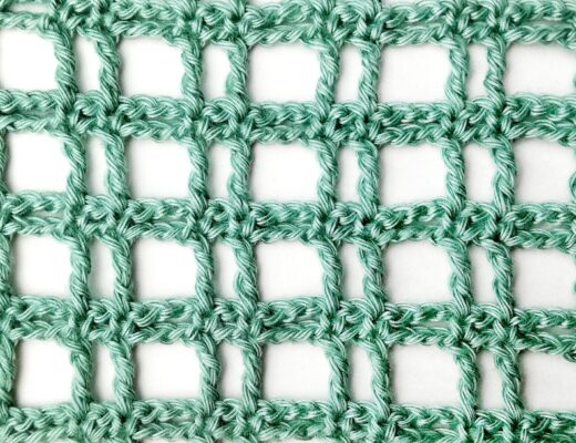 Crochet stitch tutorial: Striped treble crochet mesh stitch