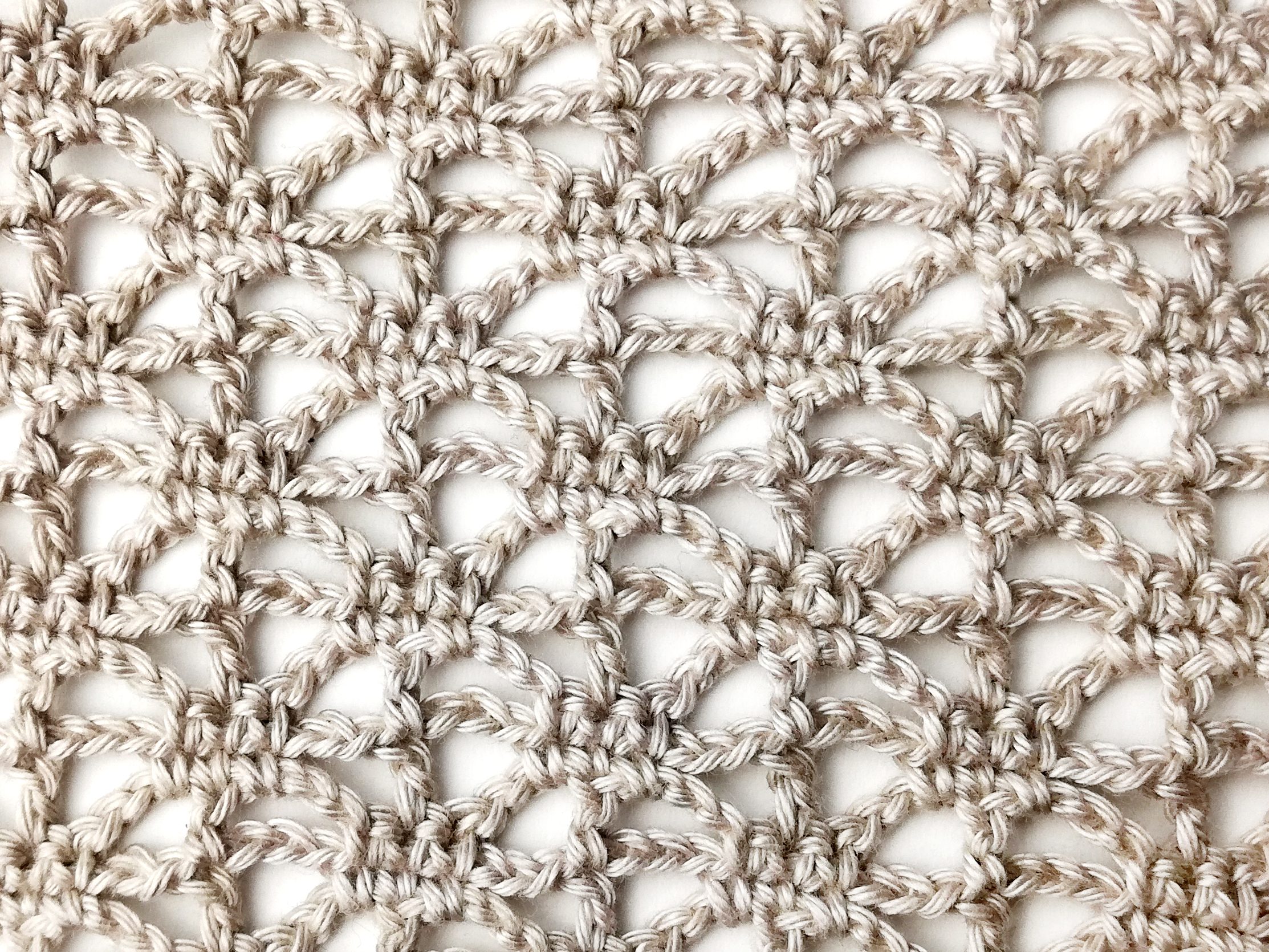 Crochet stitch tutorial: Mini lacy spider stitch