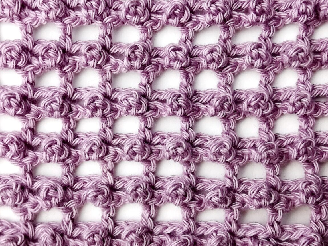 Striped picot mesh stitch