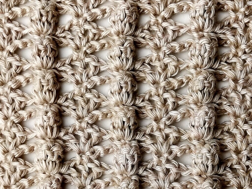 Crochet stitch photo tutorial: Popcorn and lacy shell stitch