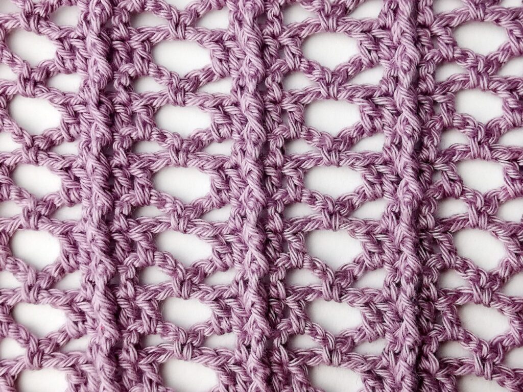 Crochet stitch step-by-step photo tutorial: Ridged Belgian mesh stitch